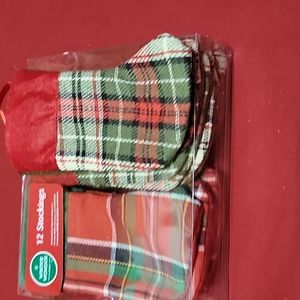 12 Small Plaid Stockings